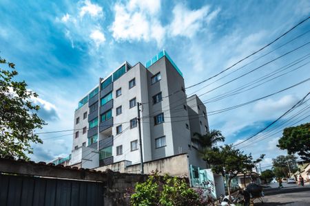 Apartamento para alugar com 90m², 3 quartos e 2 vagasFachada 