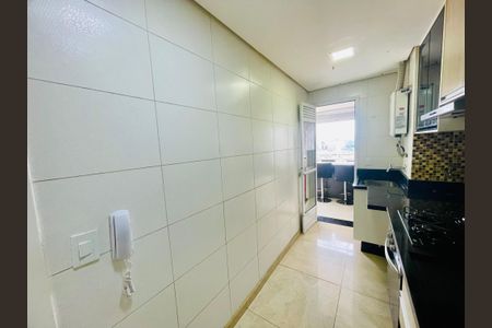 Apartamento para alugar com 94m², 3 quartos e 2 vagas Apartamento para alugar com 94m², 3 quartos e 2 vagasCozinha