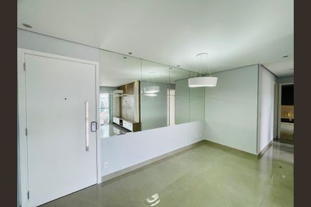 Apartamento para alugar com 94m², 3 quartos e 2 vagas Apartamento para alugar com 94m², 3 quartos e 2 vagasSala de Jantar