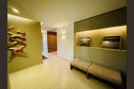 Apartamento para alugar com 94m², 3 quartos e 2 vagas Apartamento para alugar com 94m², 3 quartos e 2 vagasHall de entrada