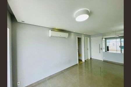 Apartamento para alugar com 94m², 3 quartos e 2 vagas Apartamento para alugar com 94m², 3 quartos e 2 vagasSala