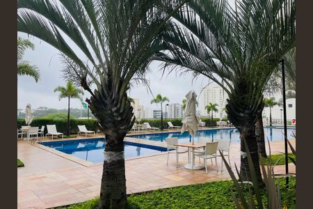 Apartamento para alugar com 94m², 3 quartos e 2 vagas Apartamento para alugar com 94m², 3 quartos e 2 vagasÁrea comum - Piscina