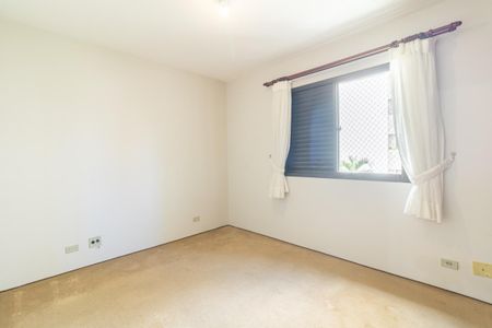 Apartamento à venda com 132m², 3 quartos e 2 vagasQuarto 3