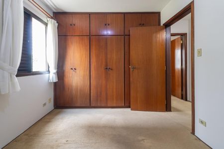 Apartamento à venda com 132m², 3 quartos e 2 vagasQuarto 2