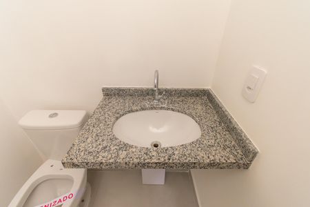 Apartamento à venda com 28m², 1 quarto e sem vagaBanheiro da Suíte