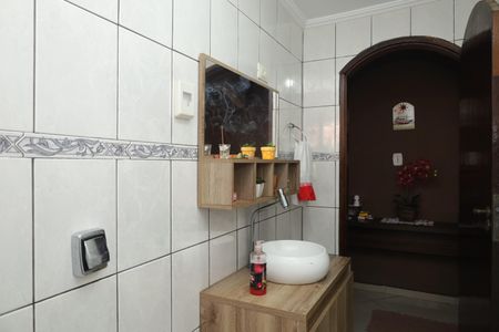 Casa à venda com 110m², 2 quartos e 2 vagasBanheiro 2