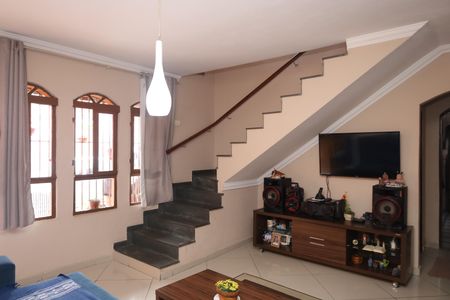 Sala de casa à venda com 2 quartos, 110m² em Jardim Pedro José Nunes, São Paulo