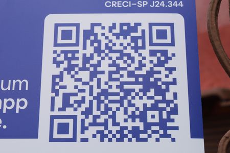 Casa à venda com 110m², 2 quartos e 2 vagas Placa instalada no portão - Código da placa: COXT-136