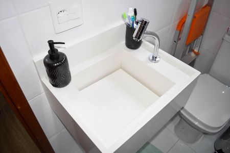 Casa à venda com 185m², 3 quartos e 5 vagasBanheiro Suíte 2