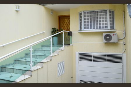 Casa à venda com 185m², 3 quartos e 5 vagasEntrada