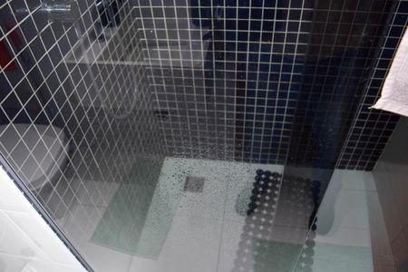 Casa à venda com 185m², 3 quartos e 5 vagasBanheiro Suíte 2