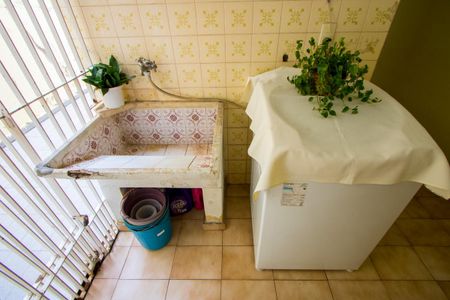 Casa à venda com 176m², 3 quartos e 2 vagasÁrea de serviço