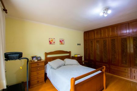 Quarto 1 de casa à venda com 3 quartos, 176m² em Vila Scarpelli, Santo André