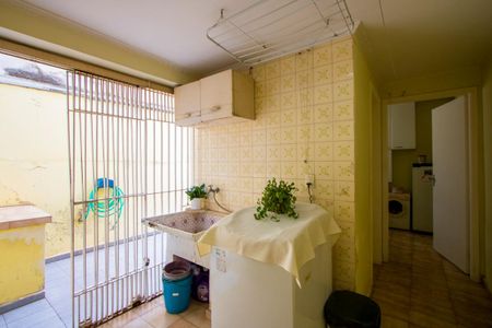 Casa à venda com 176m², 3 quartos e 2 vagasÁrea de serviço