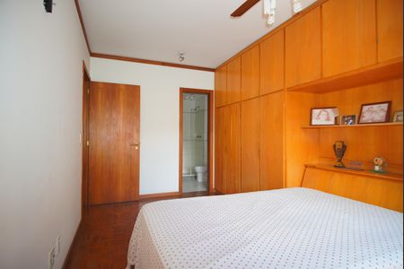 Apartamento à venda com 95m², 3 quartos e 3 vagasSuíte