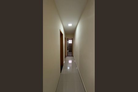 Corredor de apartamento à venda com 2 quartos, 54m² em Vila Valparaíso, Santo André