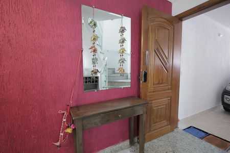 Casa à venda com 288m², 4 quartos e 5 vagasAdega