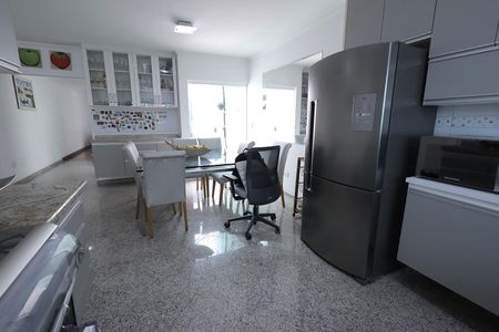 Casa à venda com 288m², 4 quartos e 5 vagasCozinha
