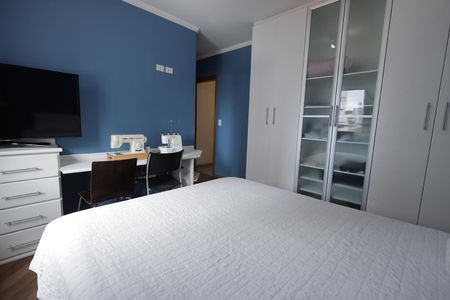 Casa à venda com 288m², 4 quartos e 5 vagasSuíte 1