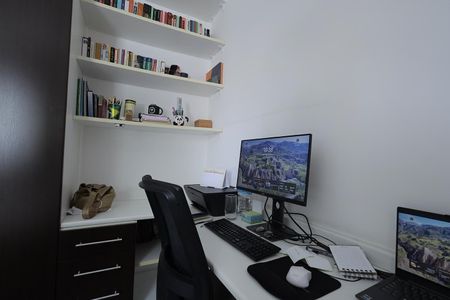 Casa à venda com 288m², 4 quartos e 5 vagasQuarto 1