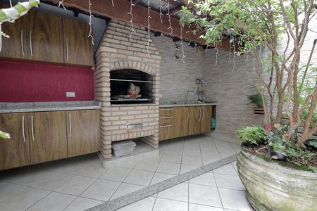 Casa à venda com 288m², 4 quartos e 5 vagasÁrea comum - Churrasqueira