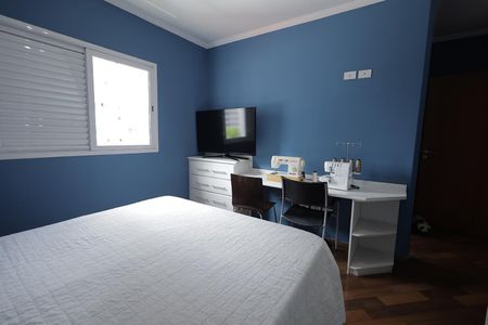 Casa à venda com 288m², 4 quartos e 5 vagasSuíte 1