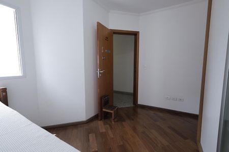 Casa à venda com 288m², 4 quartos e 5 vagasQuarto 2