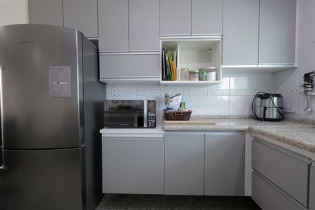 Casa à venda com 288m², 4 quartos e 5 vagasCozinha