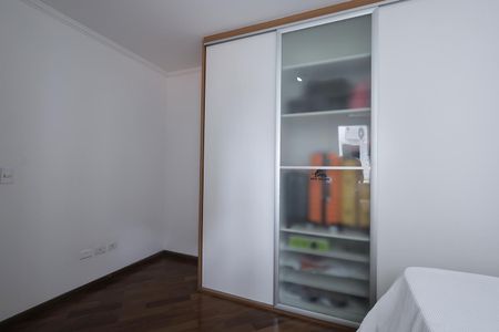 Casa à venda com 288m², 4 quartos e 5 vagasQuarto 2