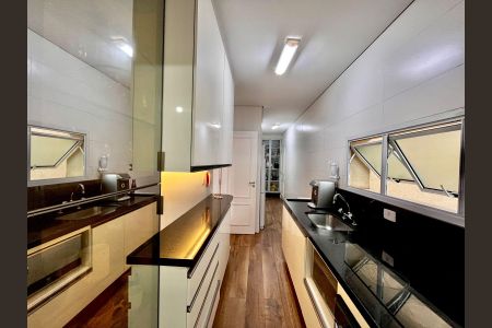 Apartamento para alugar com 90m², 2 quartos e 2 vagasBanheiro da Suíte 2