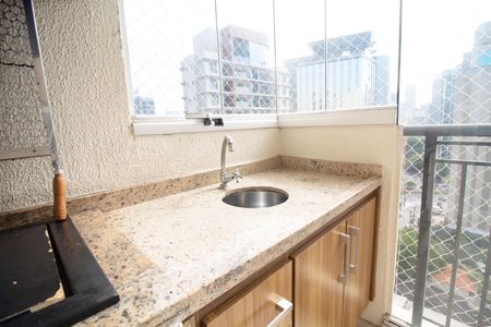 Sacada da Sala de apartamento à venda com 2 quartos, 73m² em Pinheiros, São Paulo