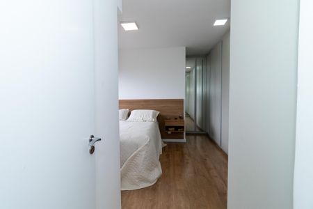 Apartamento à venda com 71m², 2 quartos e 2 vagasSuíte 2