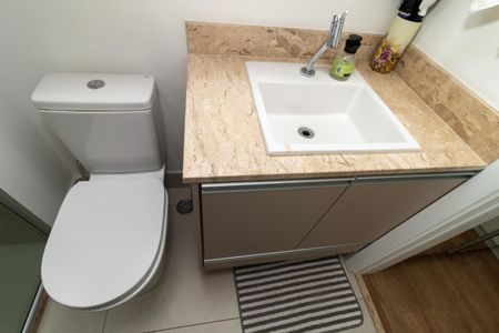 Apartamento à venda com 71m², 2 quartos e 2 vagasBanheiro da Suíte 2