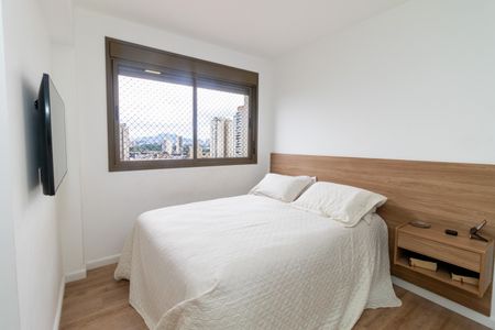 Apartamento à venda com 71m², 2 quartos e 2 vagasSuíte 2