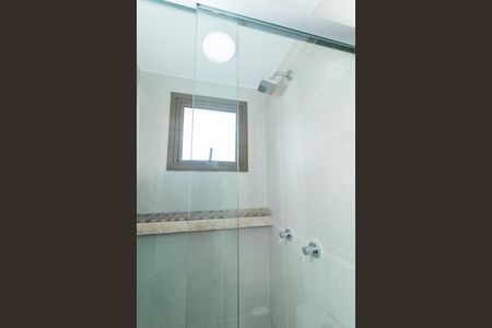 Apartamento à venda com 71m², 2 quartos e 2 vagasBanheiro da Suíte 1