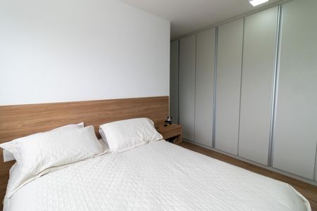 Apartamento à venda com 71m², 2 quartos e 2 vagasSuíte 2