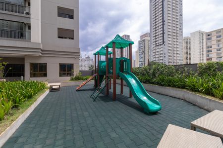 Apartamento à venda com 71m², 2 quartos e 2 vagasÁrea comum - Playground