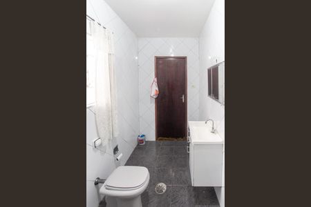 Casa à venda com 112m², 2 quartos e 2 vagasBanheiro