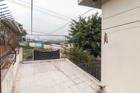 Casa à venda com 112m², 2 quartos e 2 vagasTerraço