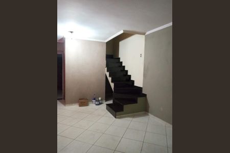 Foto 08 de casa à venda com 2 quartos, 84m² em Vila Carmem, São Paulo