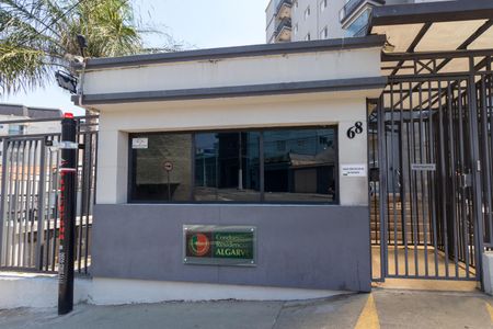 Apartamento para alugar com 52m², 2 quartos e 2 vagas Apartamento para alugar com 52m², 2 quartos e 2 vagasPortaria