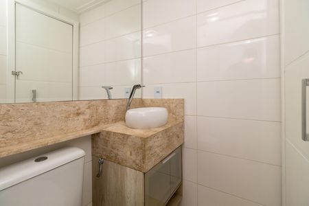 Apartamento para alugar com 52m², 2 quartos e 2 vagas Apartamento para alugar com 52m², 2 quartos e 2 vagasBanheiro