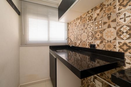 Apartamento para alugar com 52m², 2 quartos e 2 vagas Apartamento para alugar com 52m², 2 quartos e 2 vagasCozinha e Área de Serviço