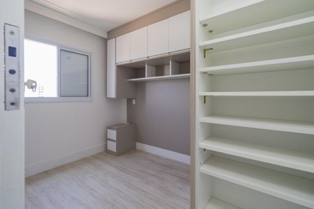 Quarto 1 de apartamento para alugar com 2 quartos, 52m² em Vila Bela, São Paulo
