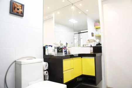 Banheiro de apartamento à venda com 1 quarto, 50m² em Jardim Iris, São Paulo