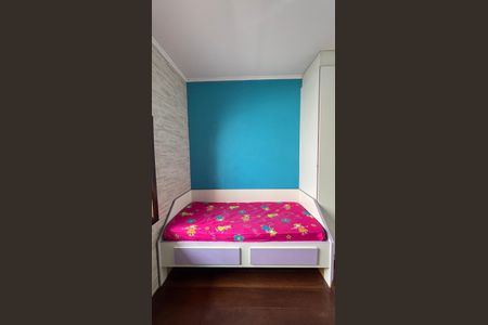 Casa à venda com 249m², 4 quartos e 3 vagas Casa à venda com 249m², 4 quartos e 3 vagasQuarto 2