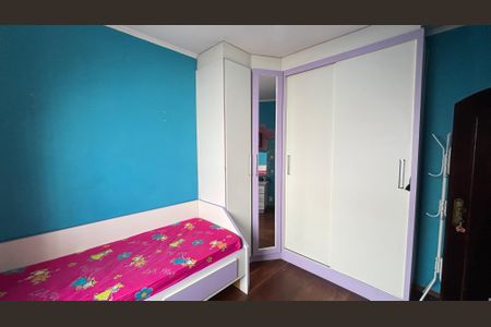 Casa à venda com 249m², 4 quartos e 3 vagas Casa à venda com 249m², 4 quartos e 3 vagasQuarto 2