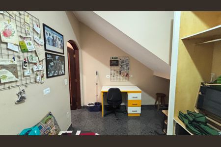 Casa à venda com 249m², 4 quartos e 3 vagas Casa à venda com 249m², 4 quartos e 3 vagasQuarto 3