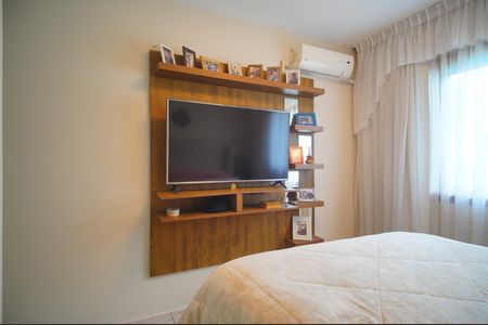 Casa para alugar com 251m², 4 quartos e 4 vagassuite