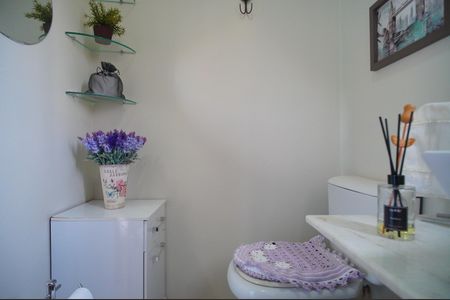 Casa para alugar com 251m², 4 quartos e 4 vagasLavabo